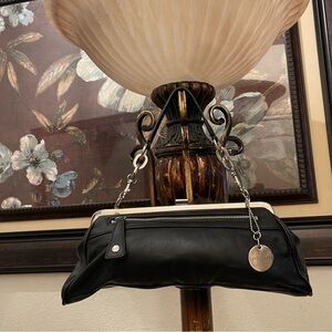 Apostrophe please check all picture of condition